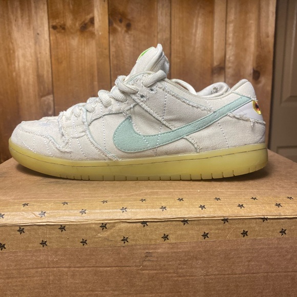 NIKE SB DUNK LOW MUMMY - Picture 3 of 3